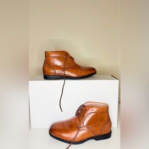 Kids Florsheim Sz 2.5 Tan Leather Ankle Boots